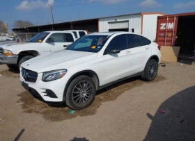  Mercedes-Benz GLC 30...