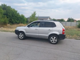 Hyundai Tucson 2.0 клима  гаражен  | Auto.bg — изображение 7