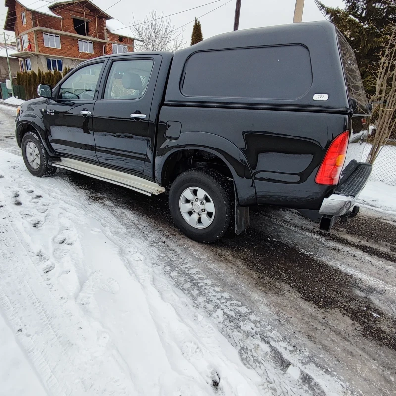 Toyota Hilux 3.0* D-4D* AVTOMAT* KLIMA* , снимка 8 - Автомобили и джипове - 48690421