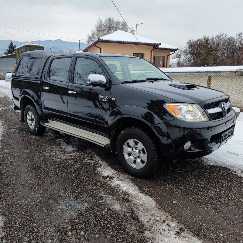 Toyota Hilux 3.0* D-4D* AVTOMAT* KLIMA* , снимка 4 - Автомобили и джипове - 48690421