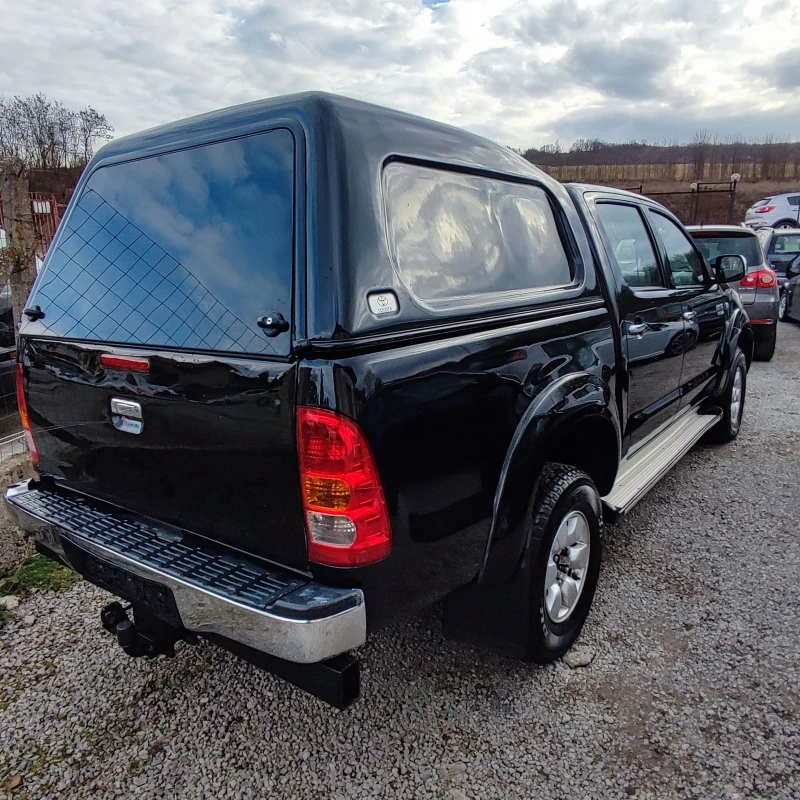 Toyota Hilux 3.0* D-4D* AVTOMAT* KLIMA* , снимка 6 - Автомобили и джипове - 48690421