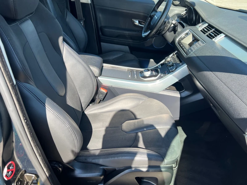 Land Rover Range Rover Evoque 2.2 D, снимка 11 - Автомобили и джипове - 50360848