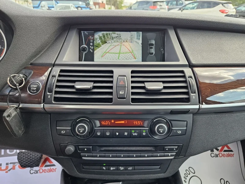 BMW X6 3.0D-245кс= 8СКОРОСТИ= FACE= ШИБЕДАХ= КАМЕРА, снимка 16 - Автомобили и джипове - 51332309