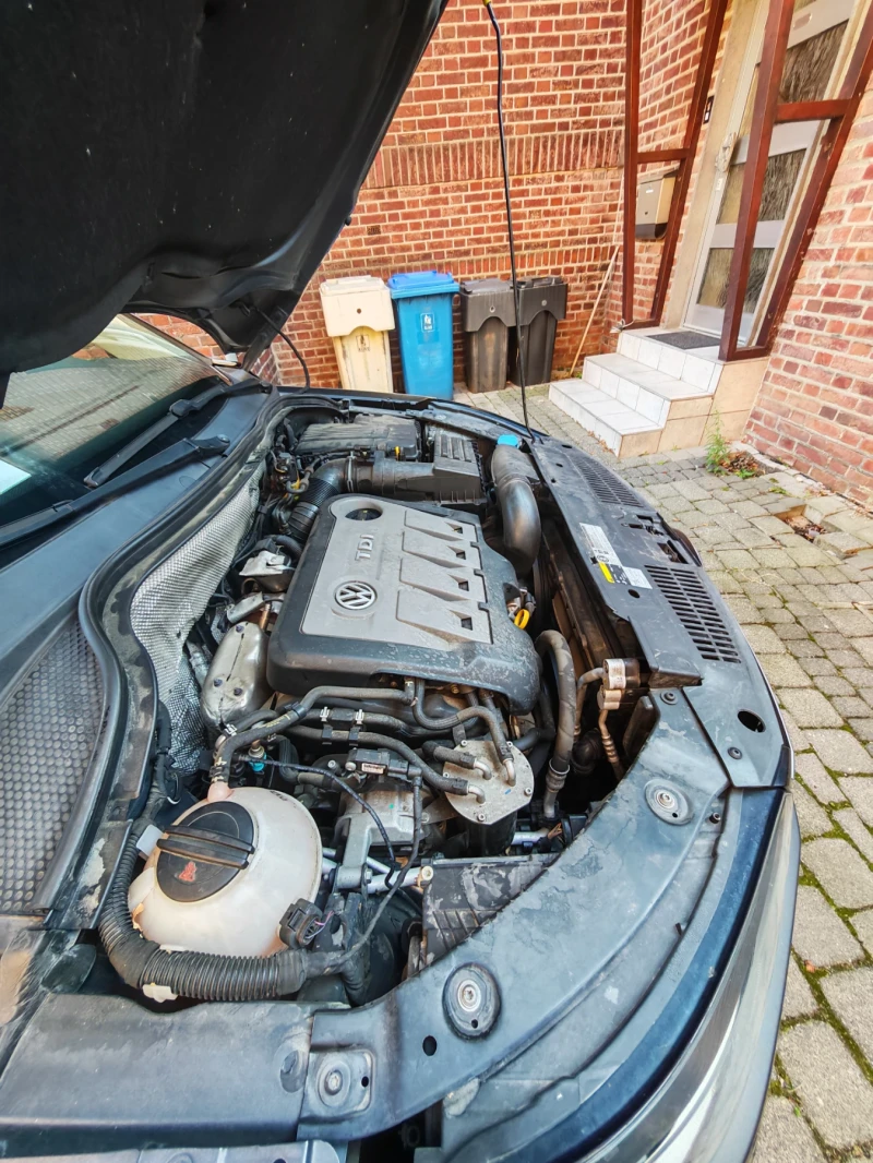 VW Tiguan, снимка 6 - Автомобили и джипове - 51864737