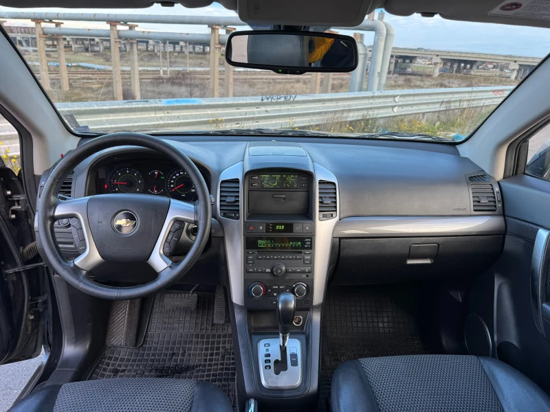 Chevrolet Captiva, снимка 11 - Автомобили и джипове - 52805153
