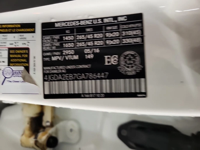 Mercedes-Benz GLE 350D  CARFAX, снимка 15 - Автомобили и джипове - 53090009