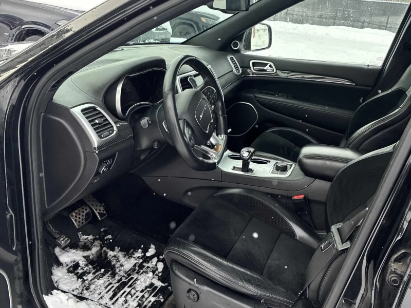 Jeep Grand cherokee SRT8* PANO* KEYLESS/DISTRONIC, снимка 7 - Автомобили и джипове - 53480001