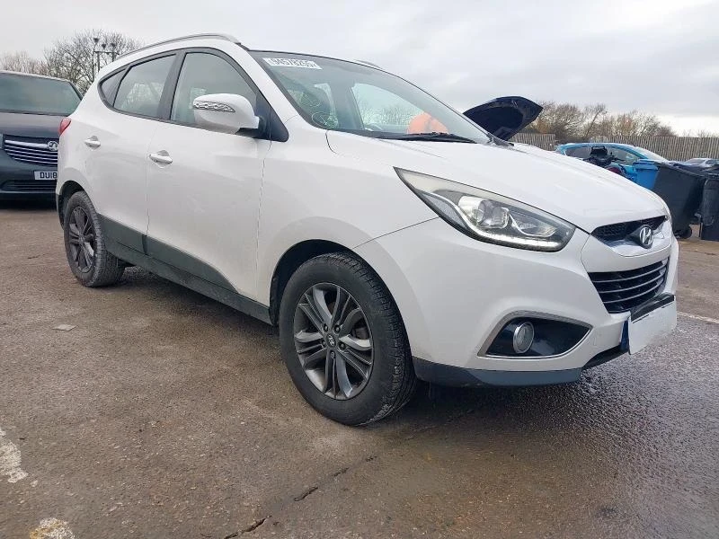 Hyundai IX35, снимка 2 - Автомобили и джипове - 53432250