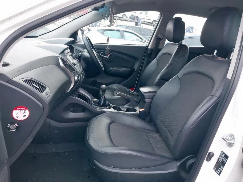Hyundai IX35, снимка 5 - Автомобили и джипове - 53432250