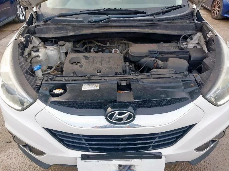 Hyundai IX35, снимка 6 - Автомобили и джипове - 53432250
