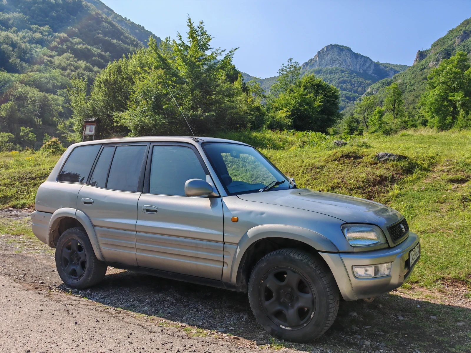 Toyota Rav4  - изображение 2