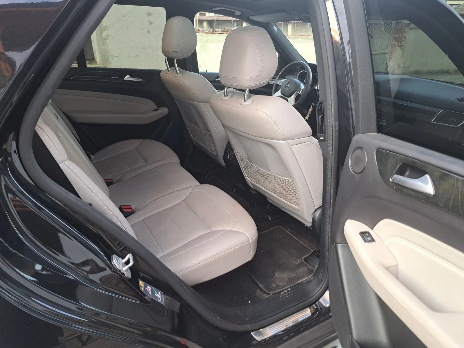 Mercedes-Benz ML 350 Швейцария докаран на ход - изображение 8