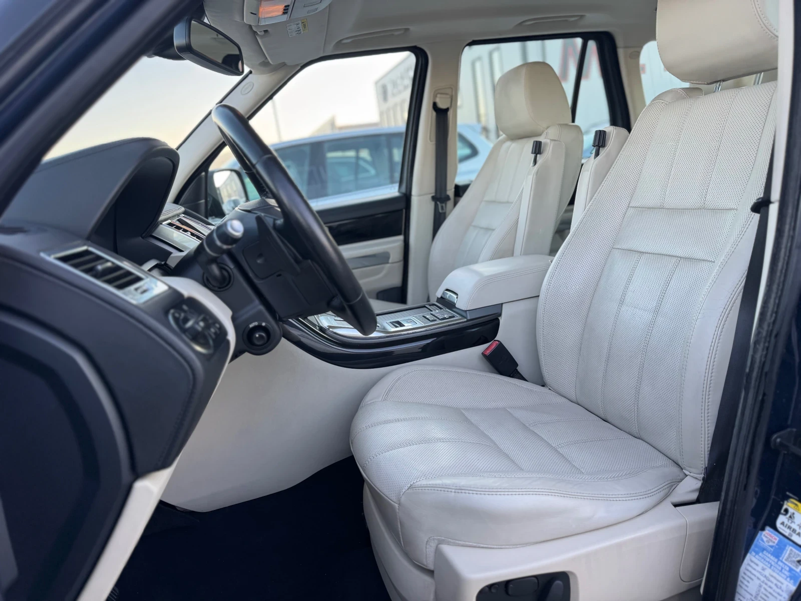 Land Rover Range Rover Sport 3.0HSE FACELIFT - изображение 10