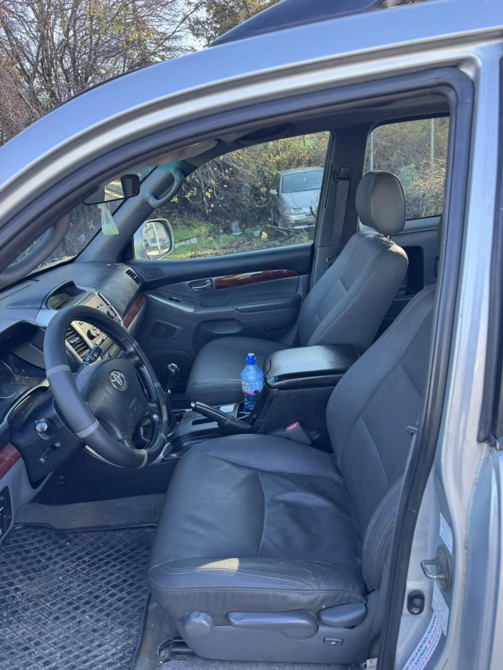 Toyota Land cruiser 3.0 D4D, снимка 6 - Автомобили и джипове - 54322515