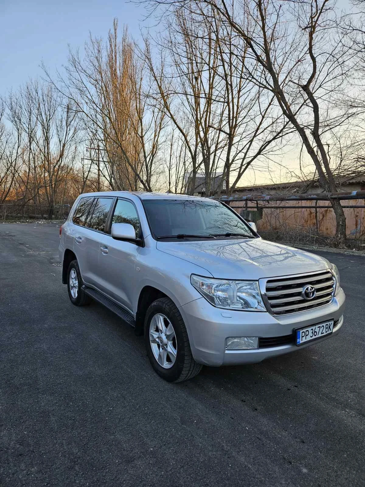 Toyota Land cruiser J200, снимка 2 - Автомобили и джипове - 55601342