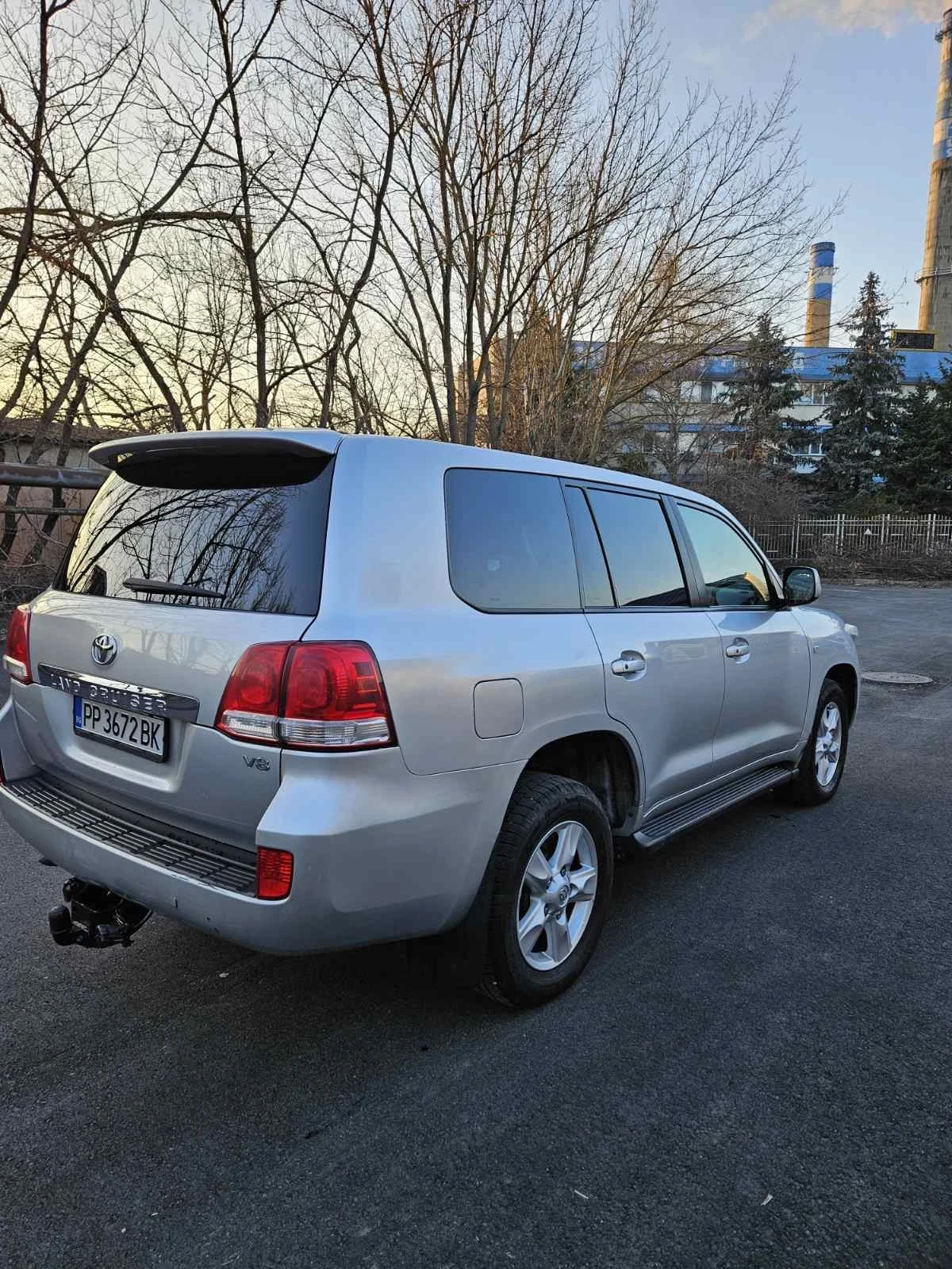 Toyota Land cruiser J200, снимка 3 - Автомобили и джипове - 55601342