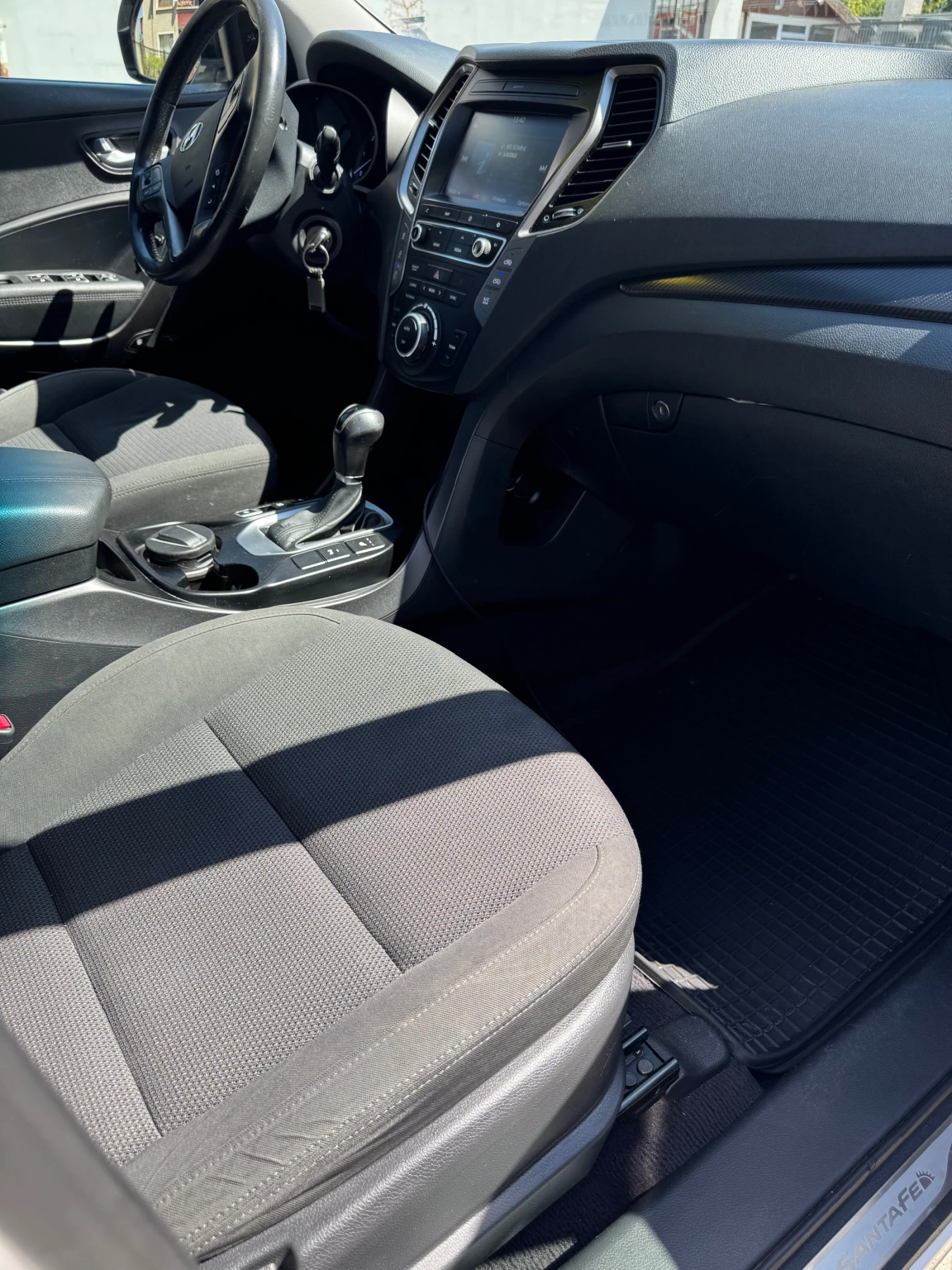 Hyundai Santa fe 2.2, снимка 13 - Автомобили и джипове - 55886673