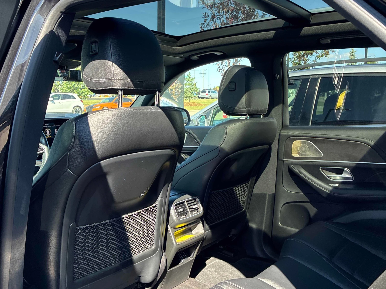 Mercedes-Benz GLE 350 4MATIC* DISTRONIC* BURMESTER* , снимка 11 - Автомобили и джипове - 56076081