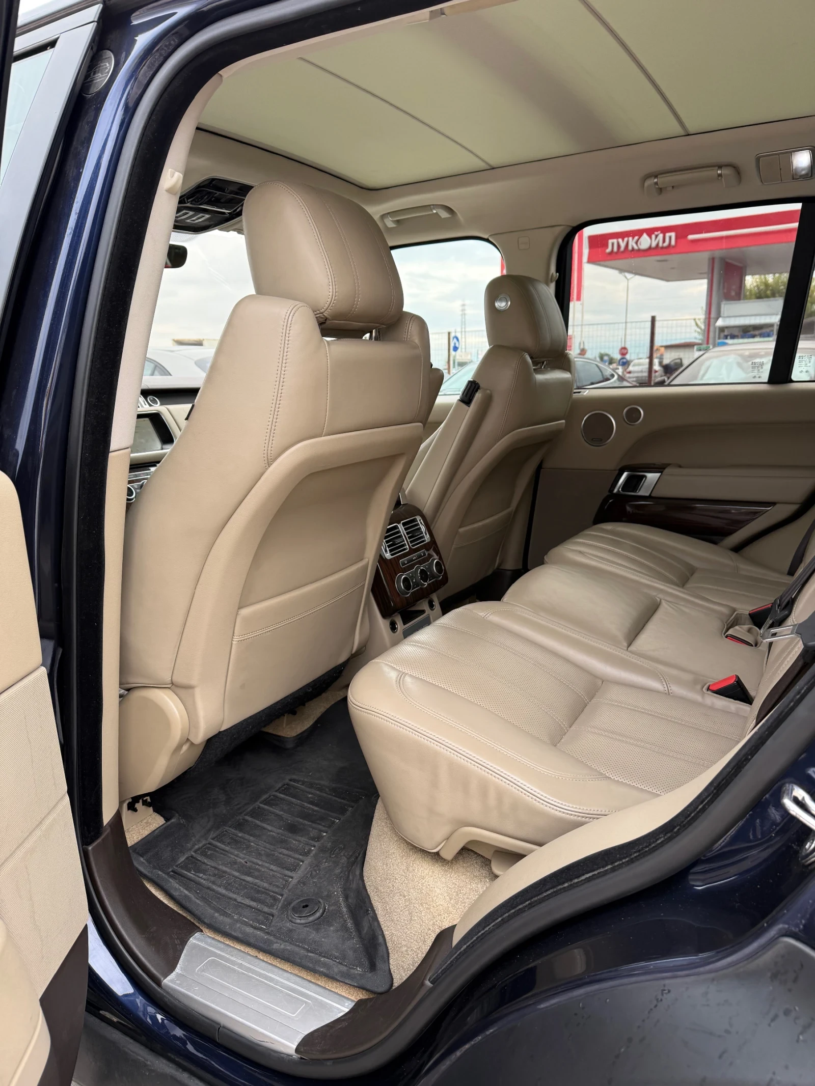 Land Rover Range rover 3.0 Supercharged FullMax, снимка 11 - Автомобили и джипове - 56462462
