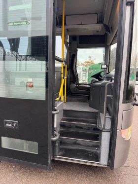 Mercedes-Benz Integro Клима ZF 49 места + 17прави, снимка 5