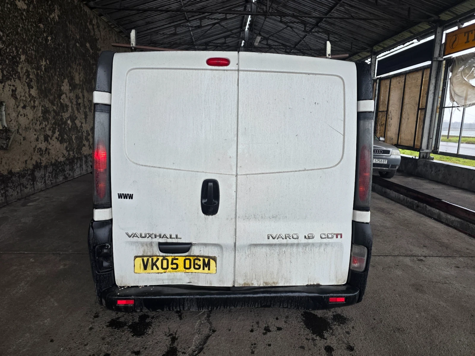 Opel Vivaro 1.9 - изображение 2