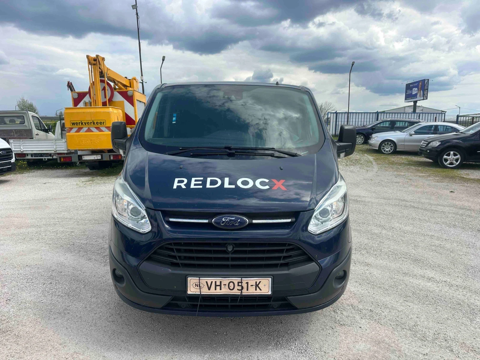 Ford Transit Custom, снимка 3 - Бусове и автобуси - 54181218