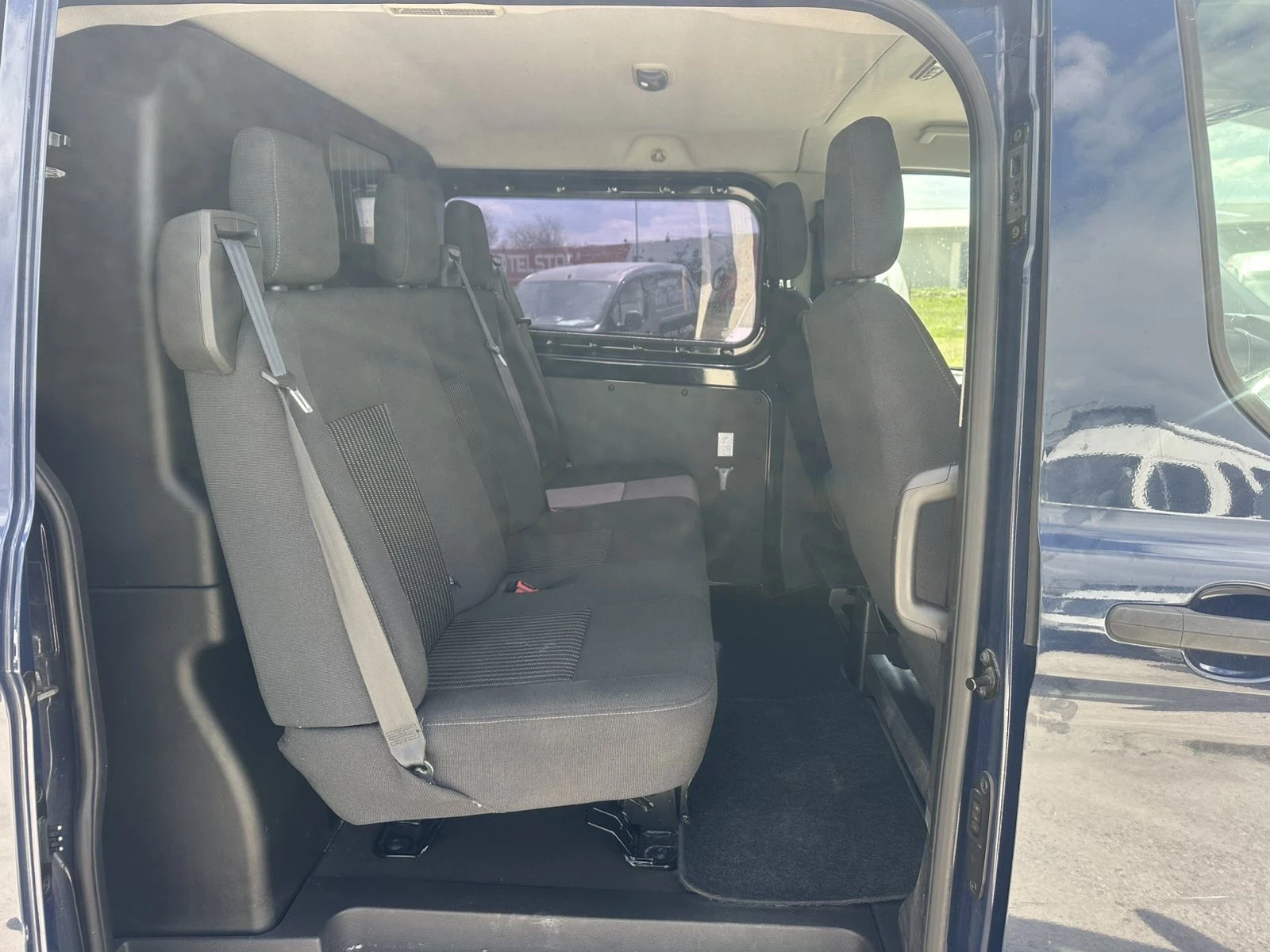 Ford Transit Custom, снимка 13 - Бусове и автобуси - 54181218