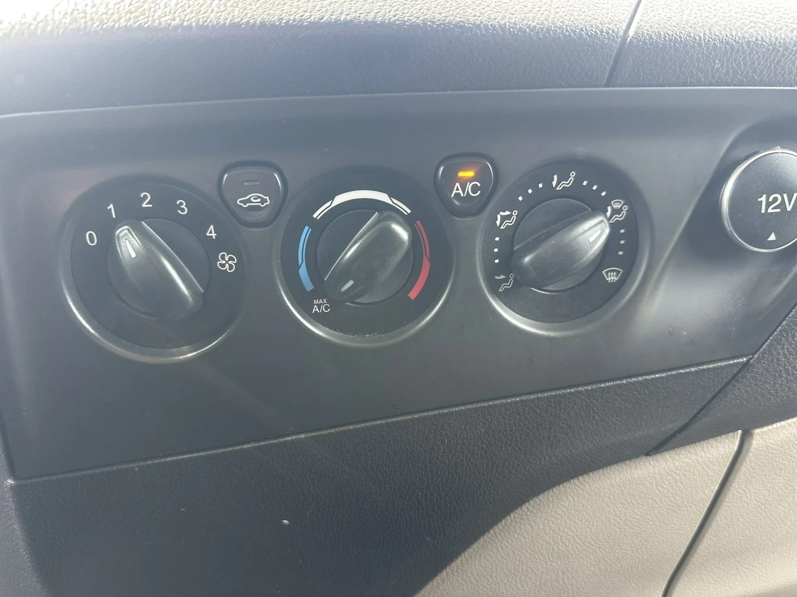 Ford Transit Custom, снимка 9 - Бусове и автобуси - 54181218