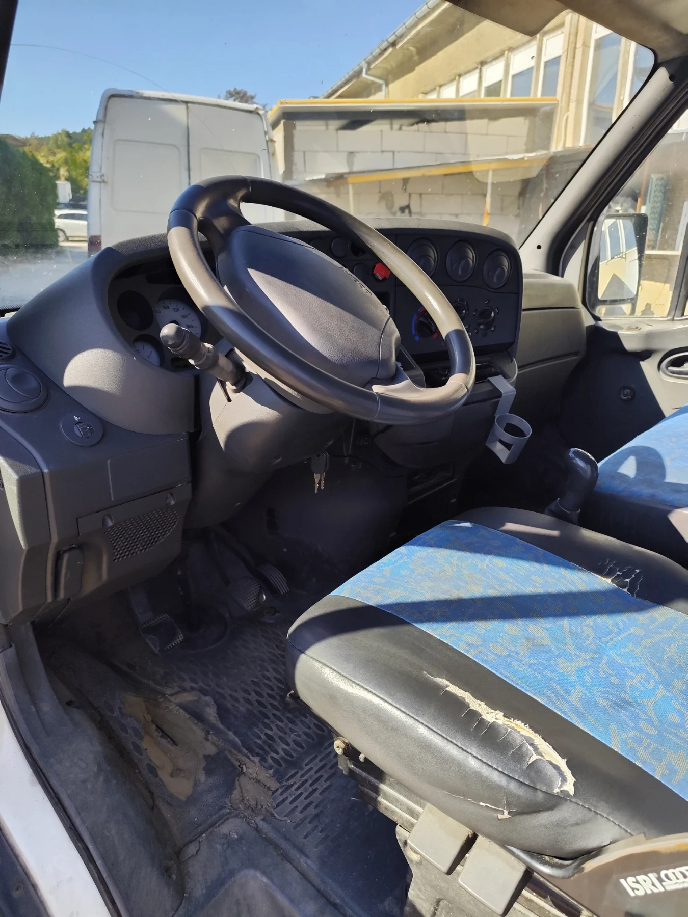 Iveco 2.8, снимка 6 - Бусове и автобуси - 56365027