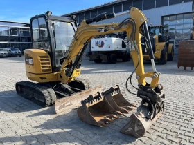 Багер Caterpillar 302.7D, снимка 1