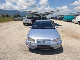 Toyota Camry 2.2.GL131кс .159000км  , снимка 2