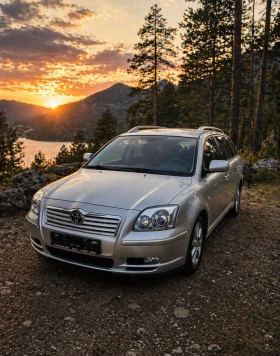 Toyota Avensis, снимка 1