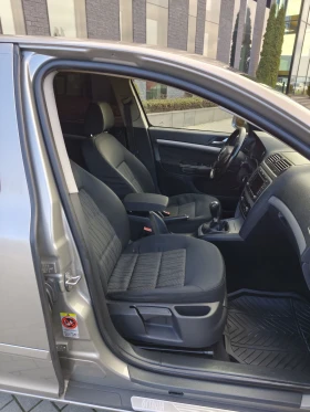 Skoda Octavia 2.0 TDI Common Rail 6 скорости, снимка 12