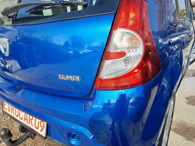 Dacia Sandero ! КАТО НОВ, снимка 4 - Автомобили и джипове - 38557950