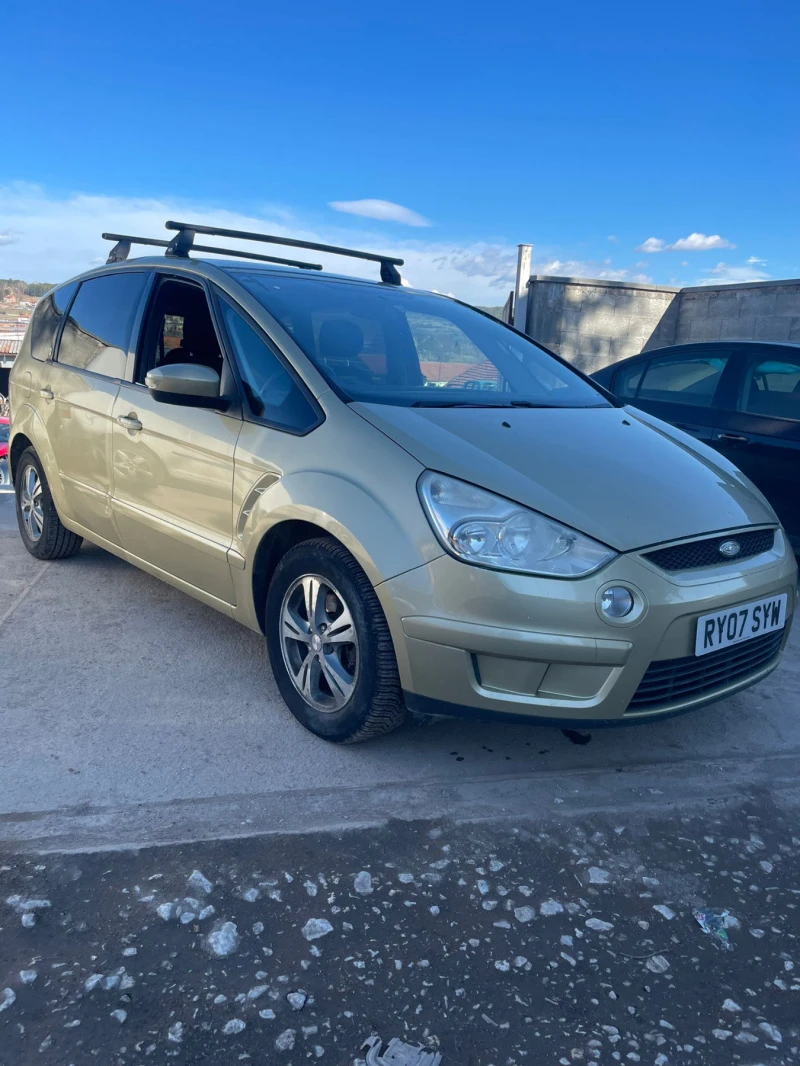 Ford S-Max 2.0tdci 7м,нави,камера, снимка 2 - Автомобили и джипове - 45090150