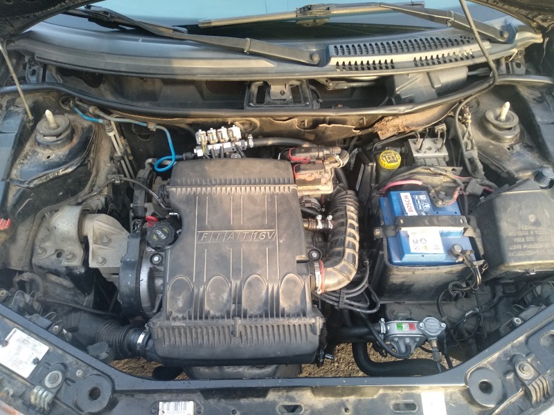 Fiat Punto 1.2 16v Газ, снимка 10 - Автомобили и джипове - 46321151