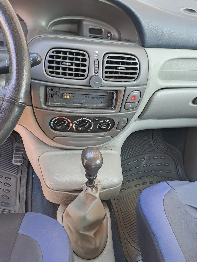 Renault Scenic 1.4 i 16V (95 Hp), снимка 7 - Автомобили и джипове - 47002469