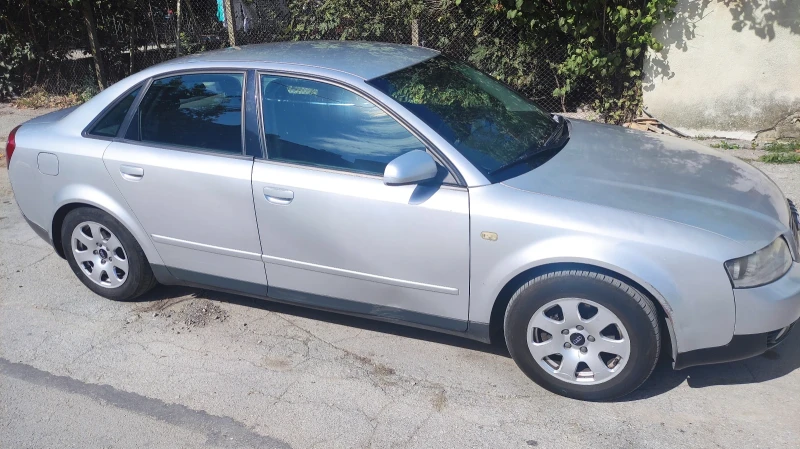 Audi A4, снимка 3 - Автомобили и джипове - 47330290