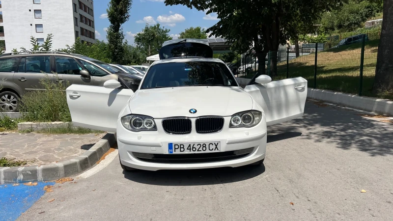 BMW 120 D, снимка 5 - Автомобили и джипове - 48105489