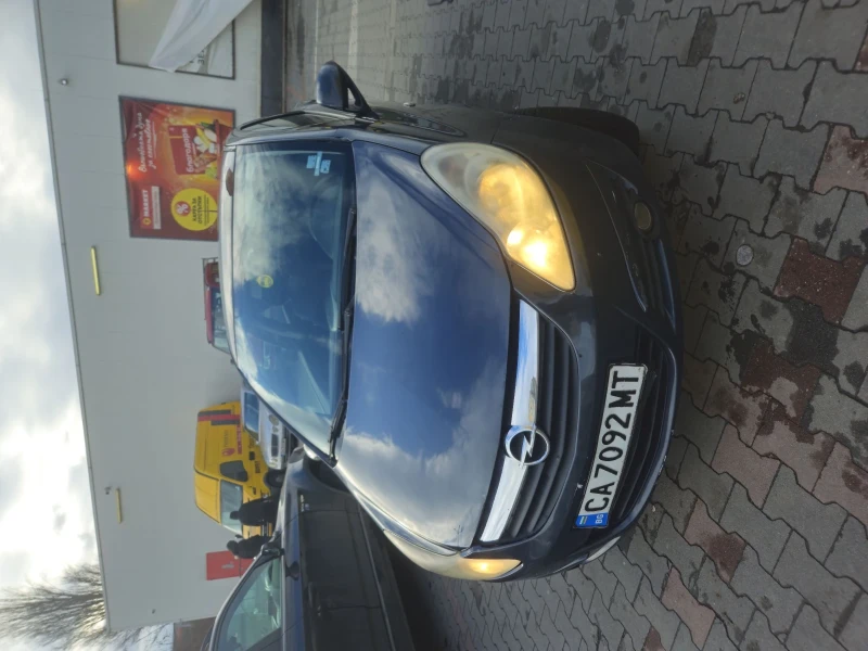 Opel Corsa, снимка 1 - Автомобили и джипове - 48386351