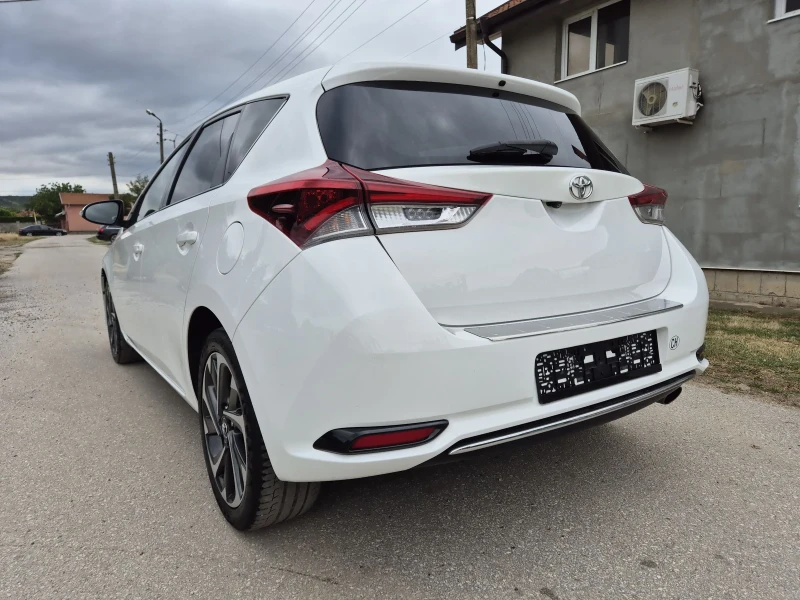 Toyota Auris 1.2t АВТОМАТ FACE LIFT , снимка 7 - Автомобили и джипове - 50966064
