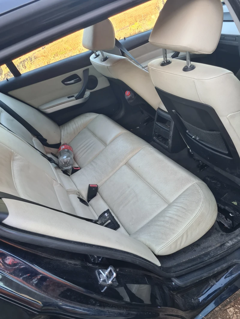 BMW 320, снимка 8 - Автомобили и джипове - 52346020