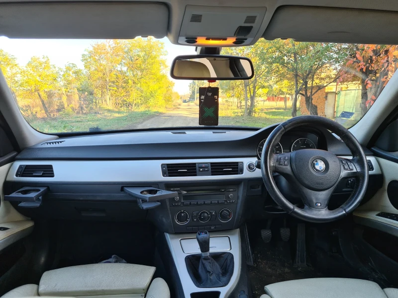 BMW 320, снимка 9 - Автомобили и джипове - 52346020