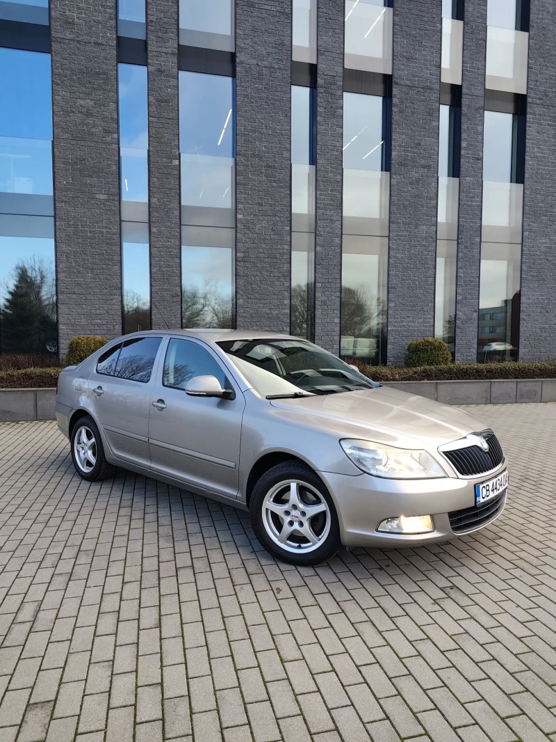 Skoda Octavia 2.0 TDI Common Rail 6 скорости, снимка 3 - Автомобили и джипове - 52752388