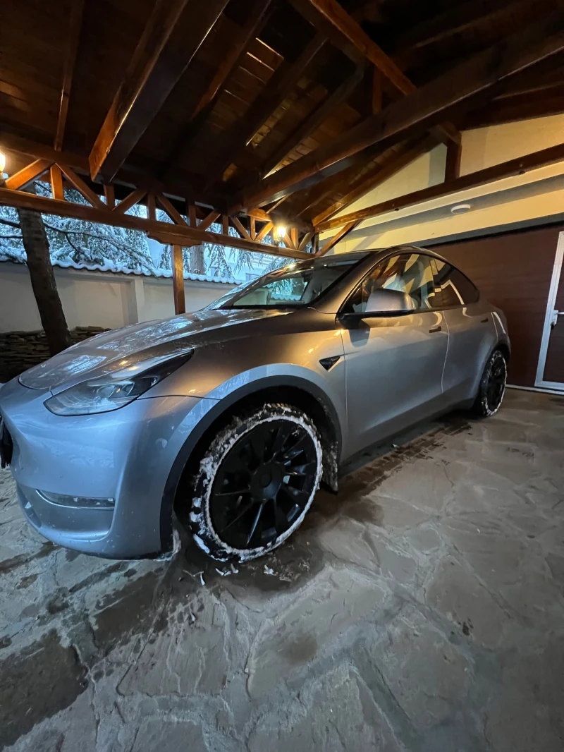 Tesla Model Y Long Range 