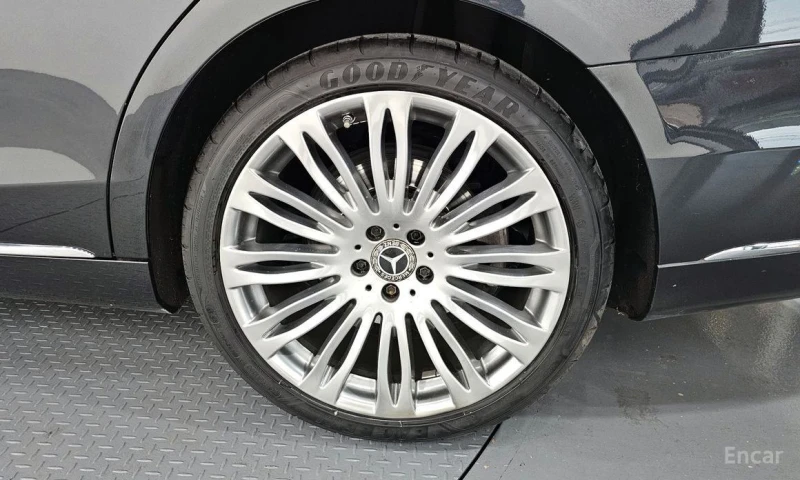 Mercedes-Benz S 560, снимка 5 - Автомобили и джипове - 53529257