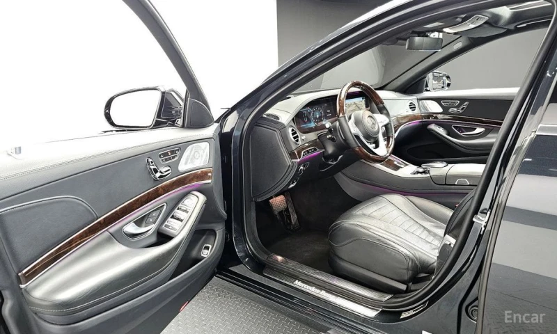 Mercedes-Benz S 560, снимка 11 - Автомобили и джипове - 53529257