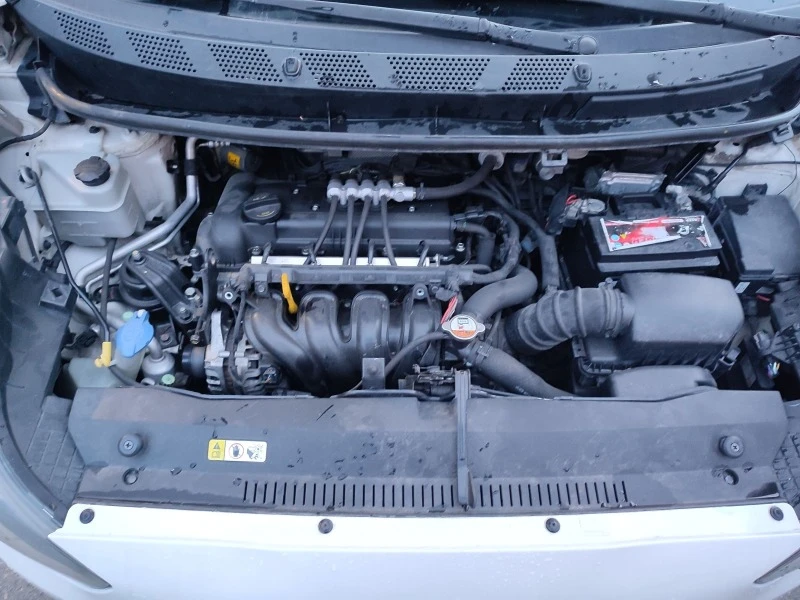 Hyundai Ix20 1.4i GPL 90ps navi - 10900 лв. - 25886482 | Car24.bg