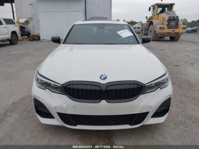 BMW 330 XDRIVE, Минимална щета, Реални километри!!!, снимка 3 - Автомобили и джипове - 48949938