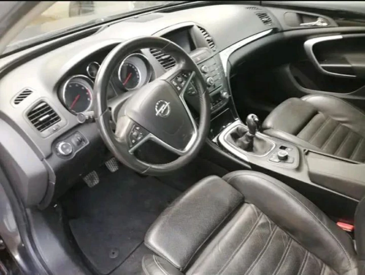 Opel Insignia 2.0 Турбо 220кс - изображение 6
